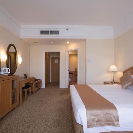 Royale Chulan Seremban Exteriör bild Deluxe Room