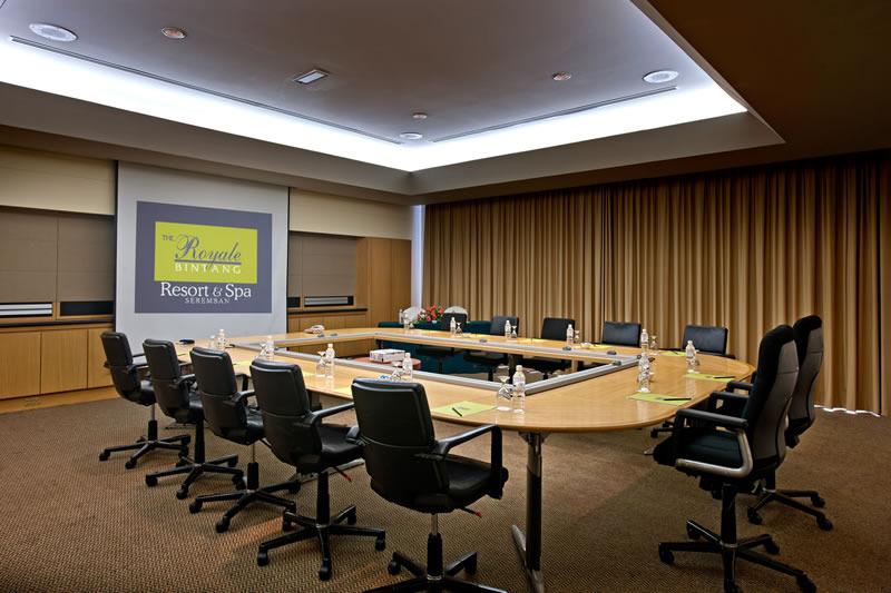 Royale Chulan Seremban Exteriör bild A meeting room